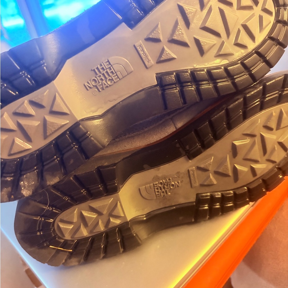 The North Face Ballard Roll Down Grey Suede HydroSeal Heat Seeker Boots Wmns 7.5 - Picture 12 of 13